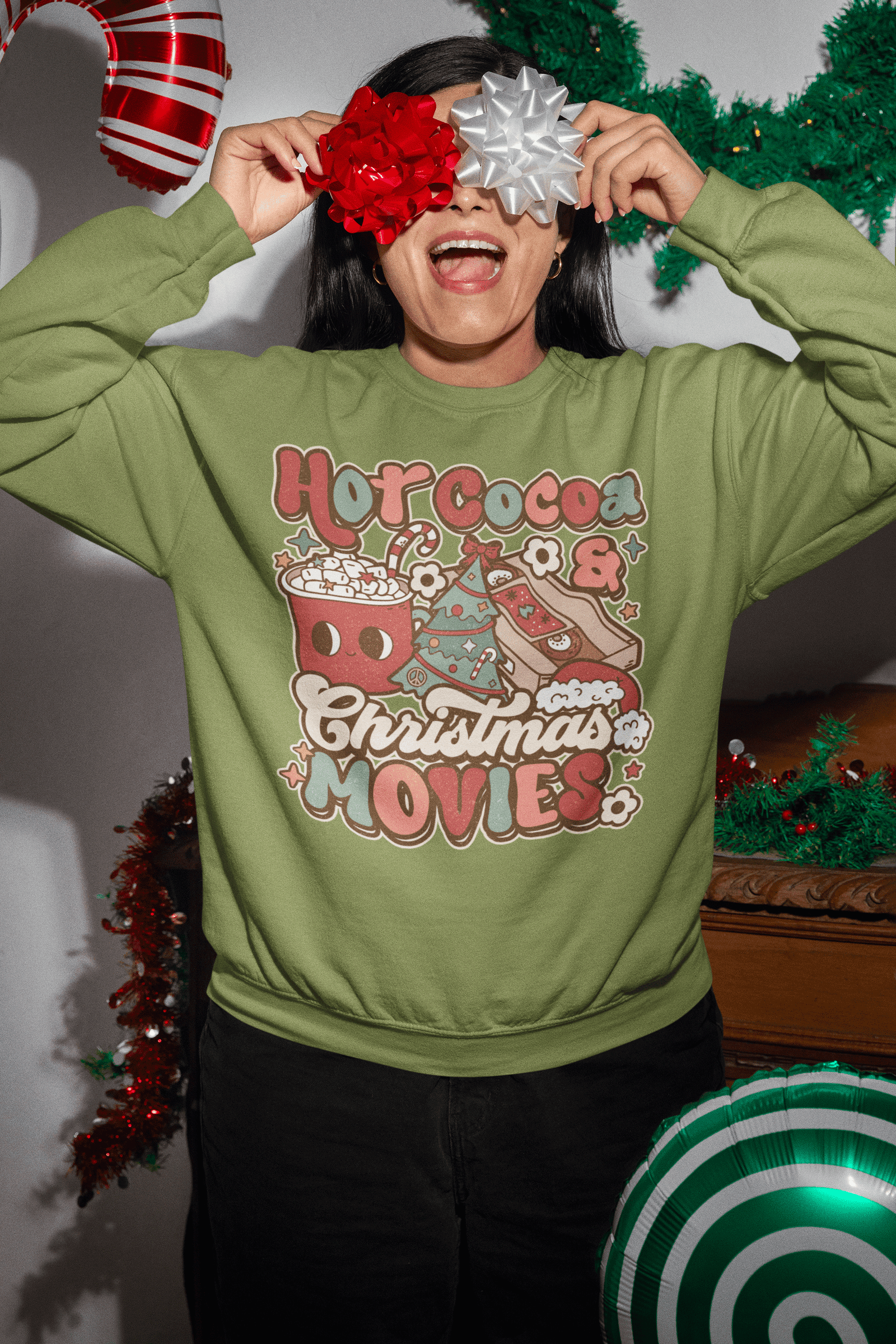 Hot Cocoa And Christmas Movies Holiday  Mens T-shirt Forest Green