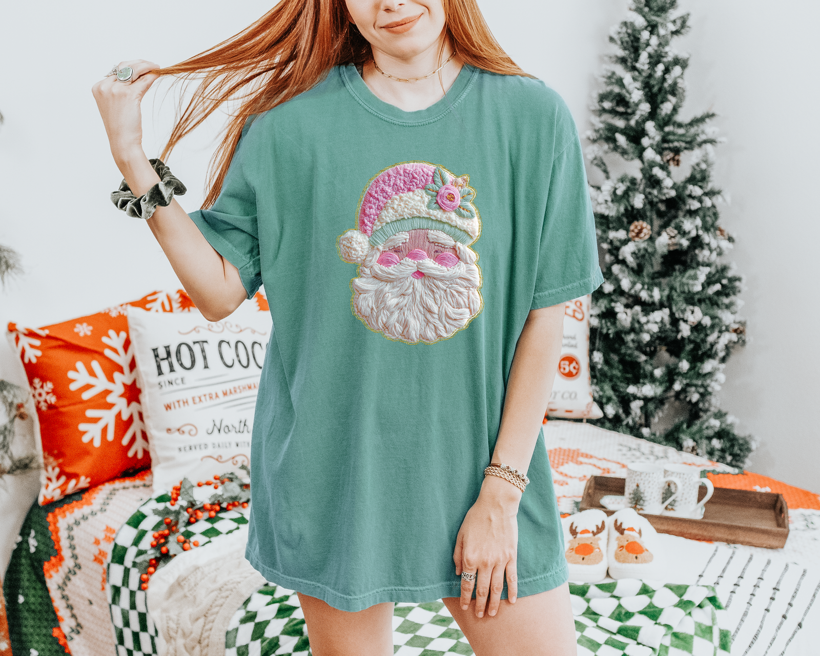 Vintage Santa Embroidery Art Soft Cottagecore Mens T-shirt Teal