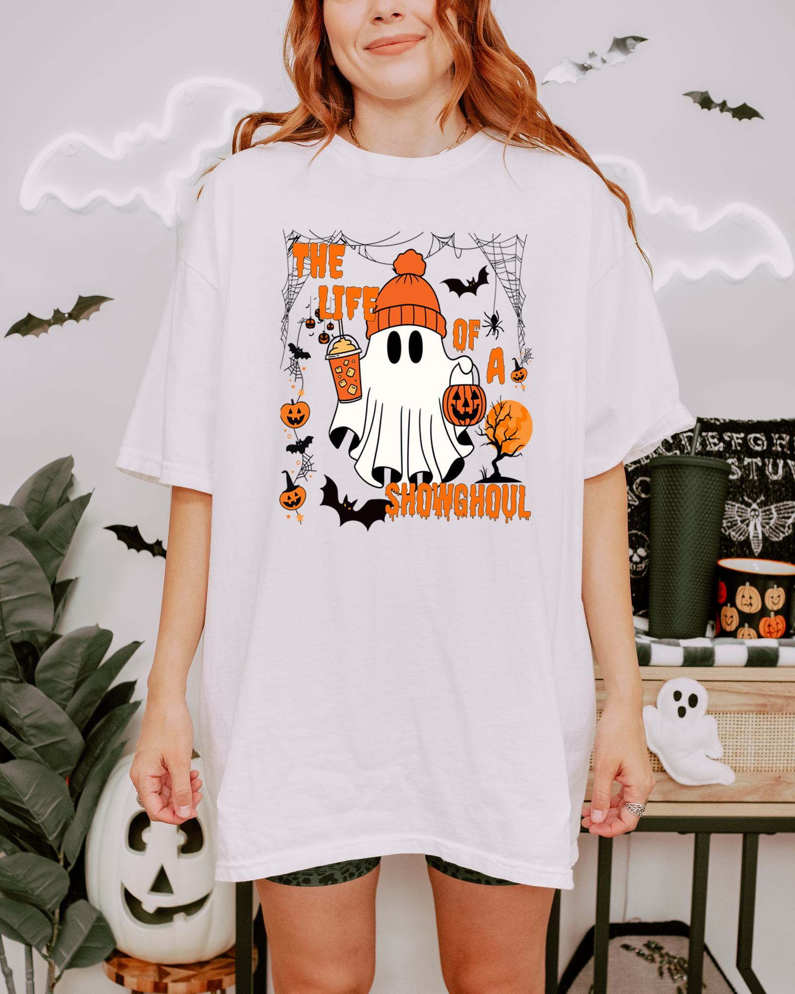Life of a Showghoul Halloween Showgirl Vibes Mens T-shirt Heather Grey