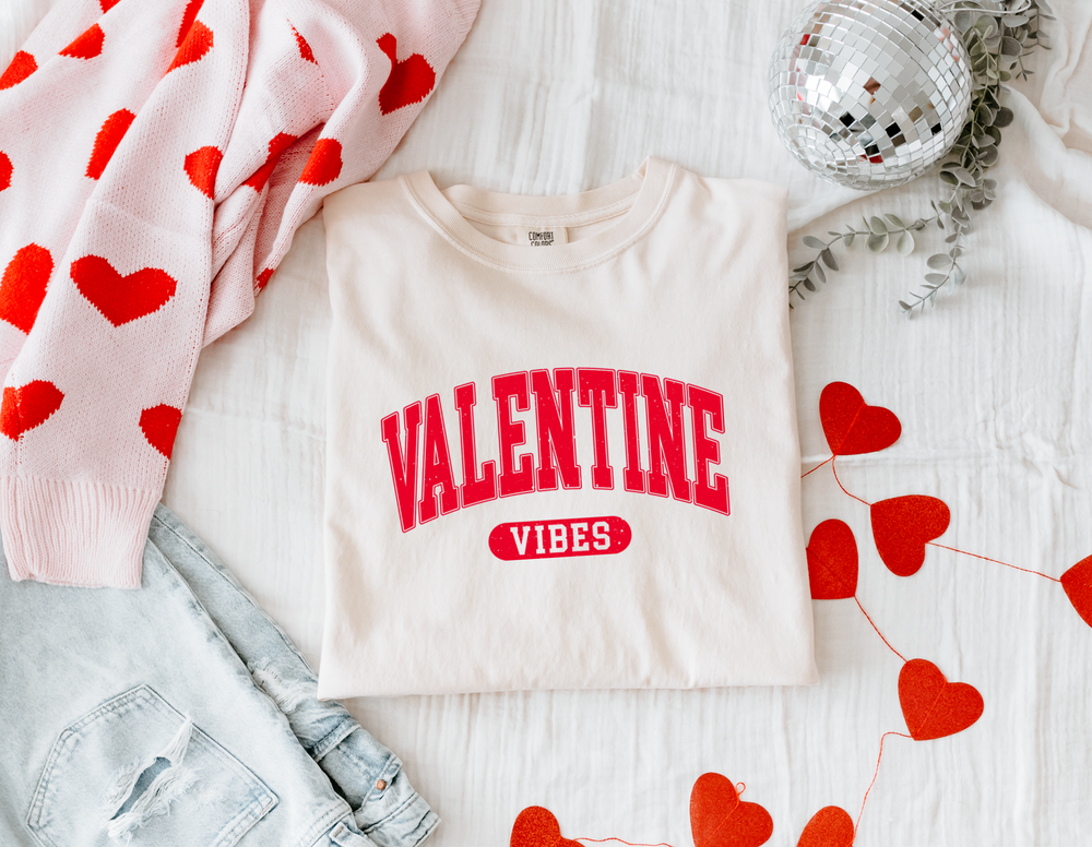 Valentines Vibes  Mens T-shirt 