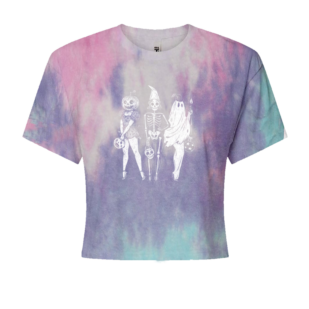 Vintage Spooky Squad Pinup Halloween Design Cropped T-Shirt Cotton Candy