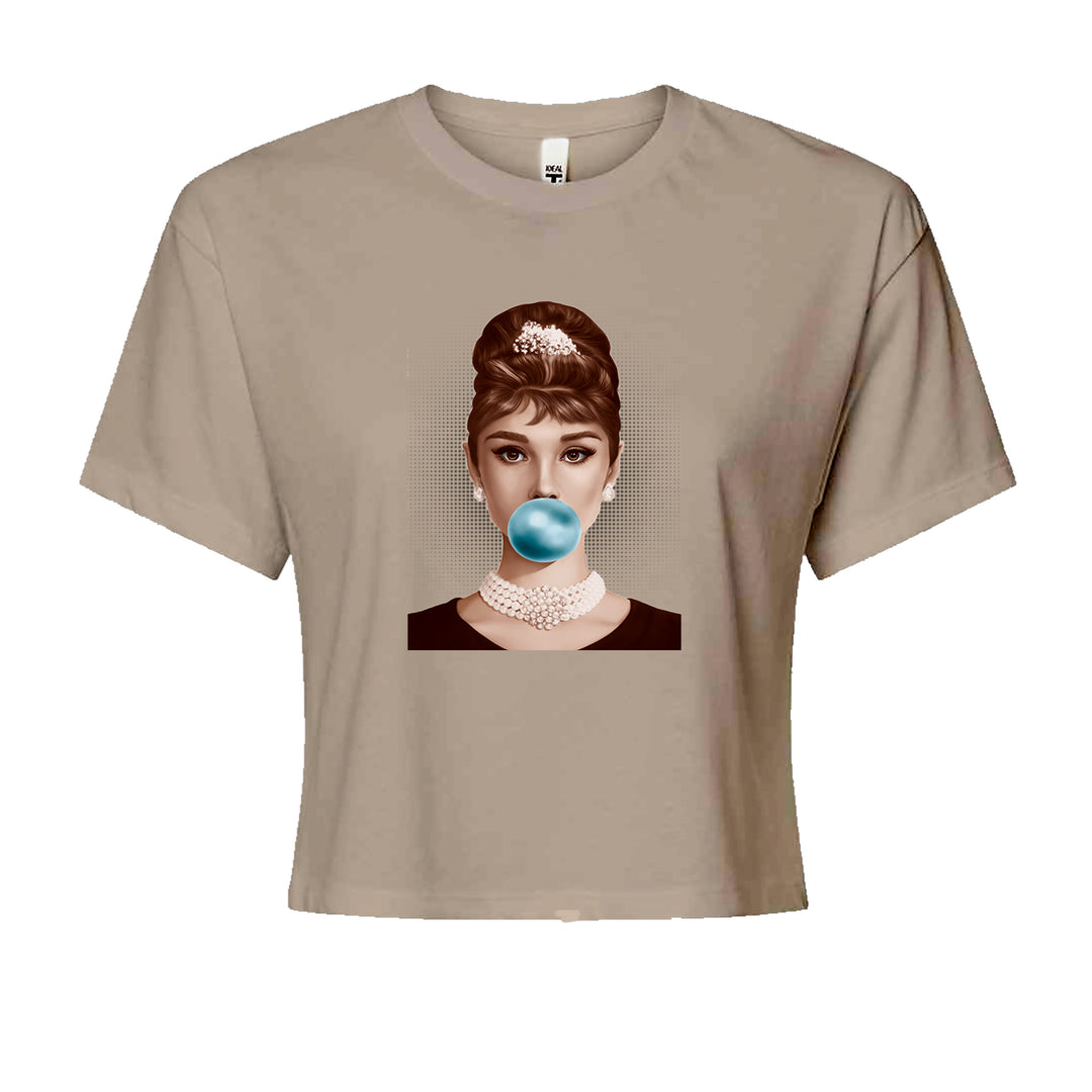 Audrey Hepburn Chewing Bubble Gum American Icon Cropped T-Shirt Khaki
