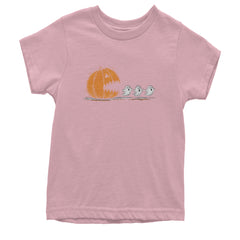 Pumpkin Pacman Chasing Ghosts Halloween Youth T-shirt Light Pink