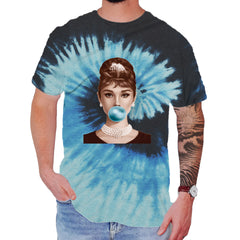 Audrey Hepburn Chewing Bubble Gum American Icon Mens T-shirt Tie-Dye Blue Ocean