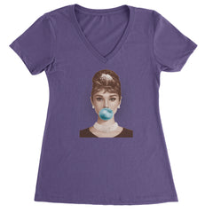 Audrey Hepburn Chewing Bubble Gum American Icon Ladies V-Neck T-shirt Purple