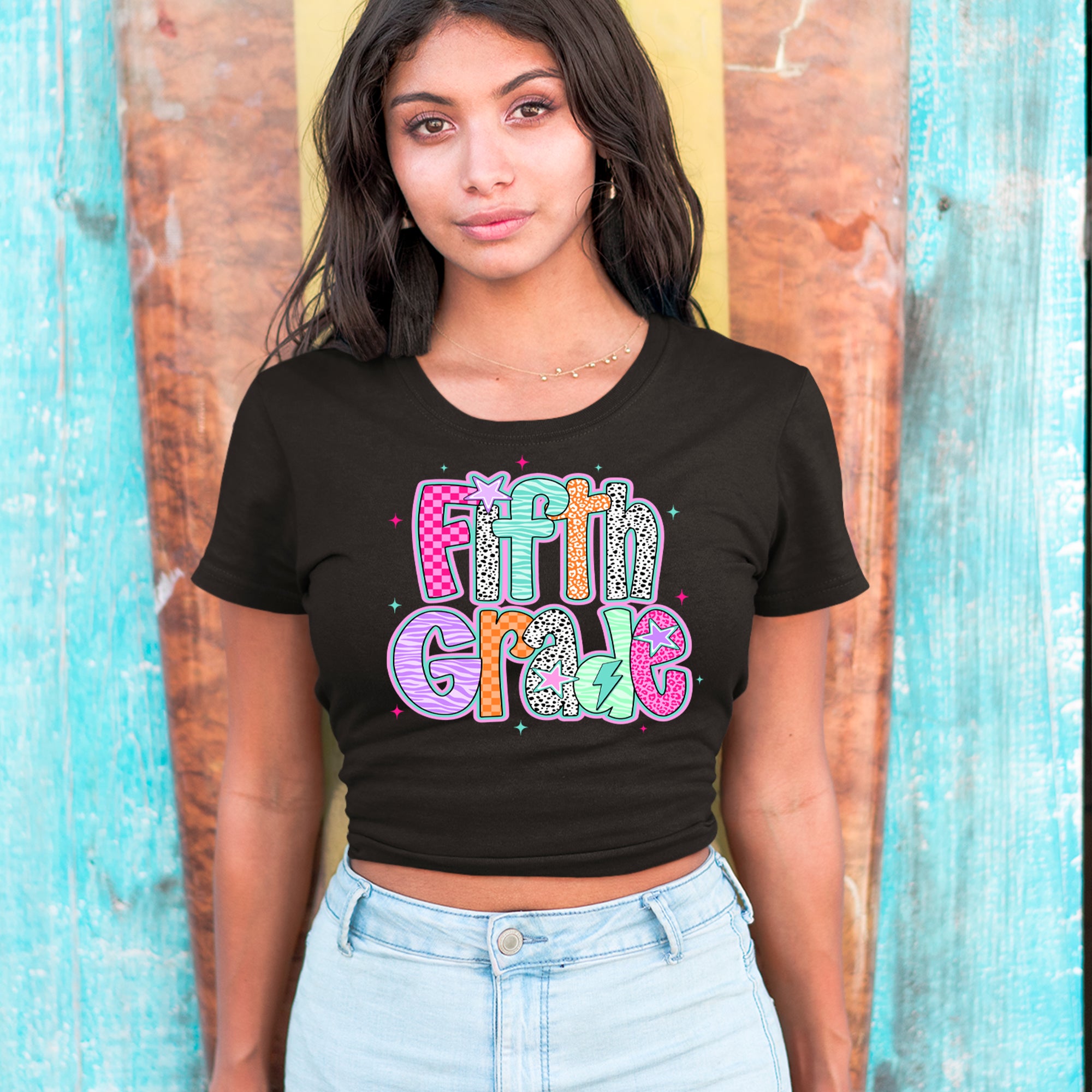 Fifth Grade Fly Colorful Back to School Cropped T-Shirt 