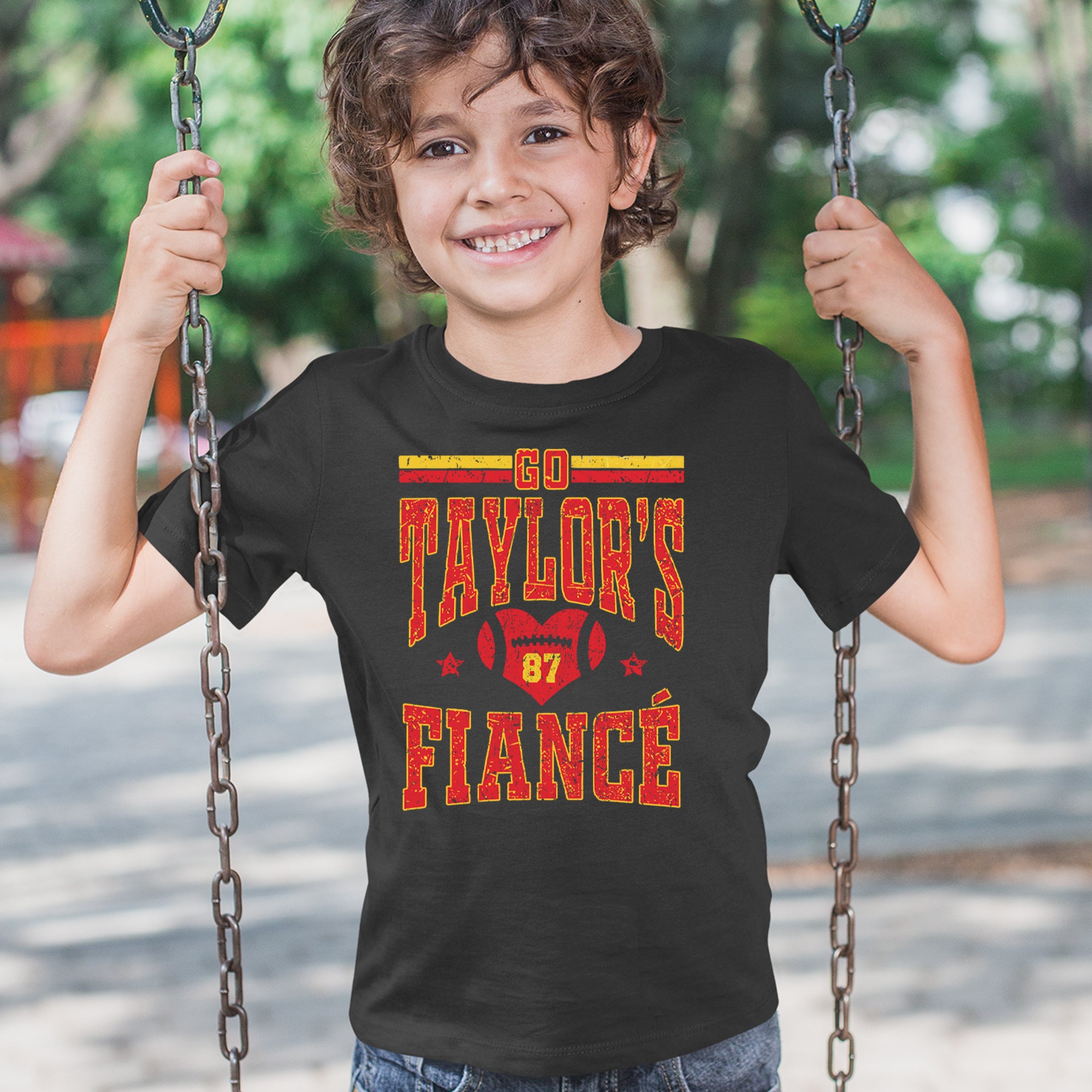 Go Taylor's Fiancé Engagement Game Day Youth T-shirt 