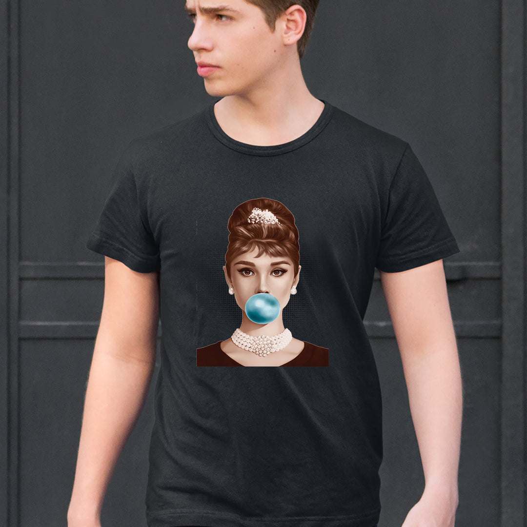 Audrey Hepburn Chewing Bubble Gum American Icon Mens T-shirt 