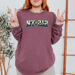 New York City 212 Area Code Skyline  Vintage Soft Long-Sleeve T-shirt 