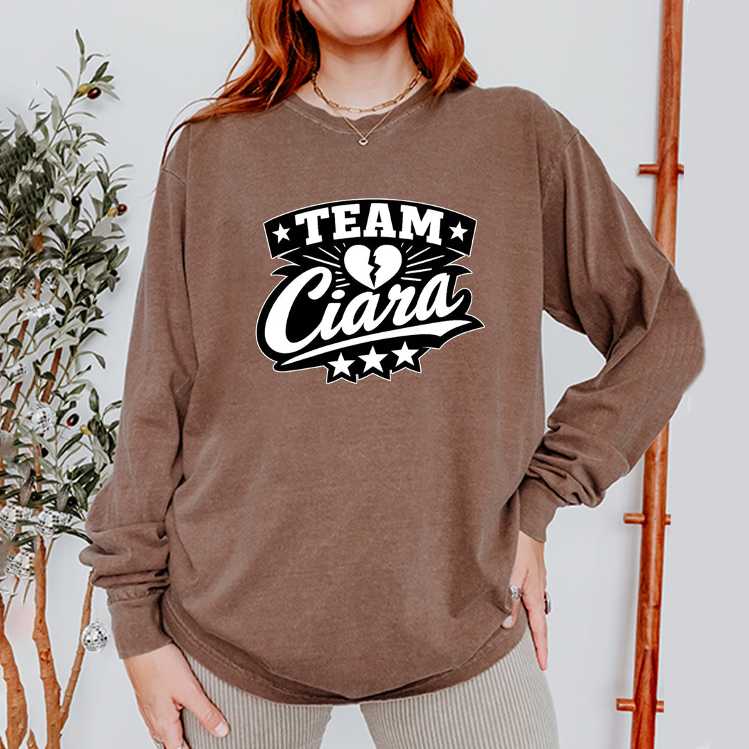 Team Ciara Scamanda Broken Heart Vintage Soft Long-Sleeve T-shirt 