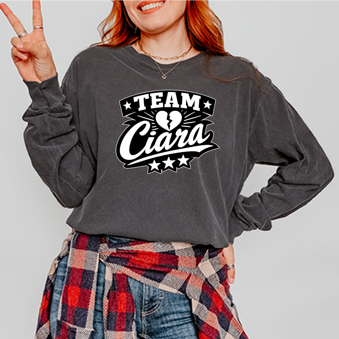 Team Ciara Scamanda Broken Heart Vintage Soft Long-Sleeve T-shirt 