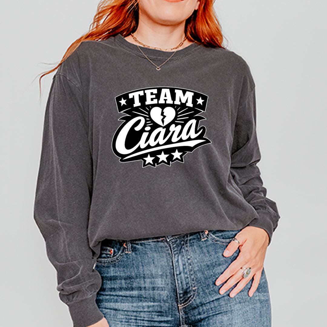 Team Ciara Scamanda Broken Heart Vintage Soft Long-Sleeve T-shirt 