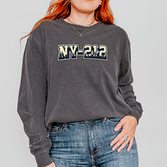 New York City 212 Area Code Skyline  Vintage Soft Long-Sleeve T-shirt 