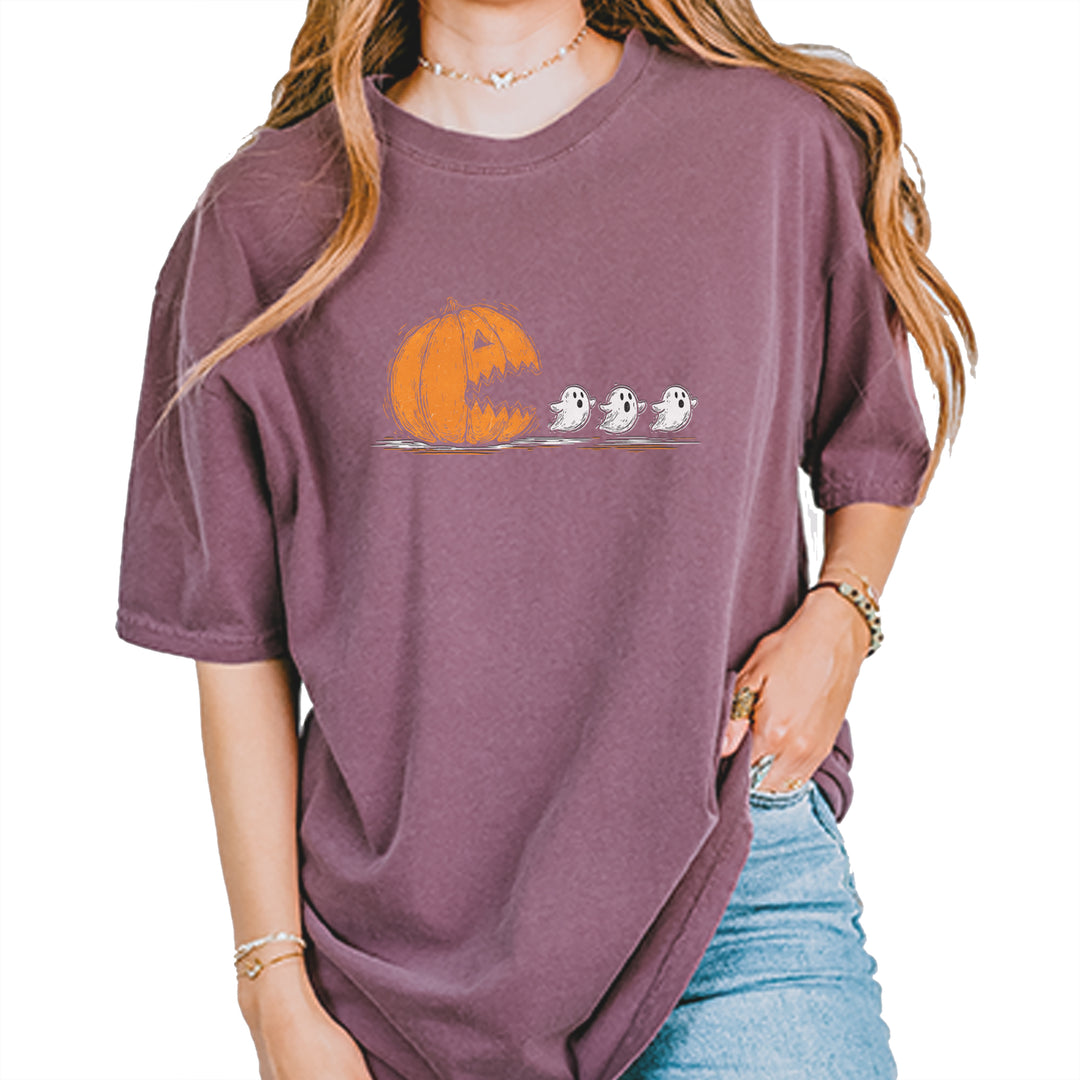 Pumpkin Pacman Chasing Ghosts Halloween Vintage Soft Unisex T-shirt Berry