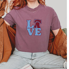 Love Philly Liberty Bell Vintage Soft Unisex T-shirt 