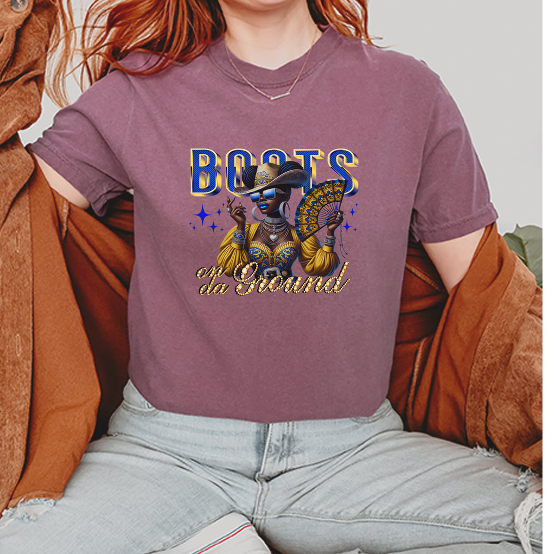 Boots On Da Ground Folding Fan Vintage Soft Unisex T-shirt 