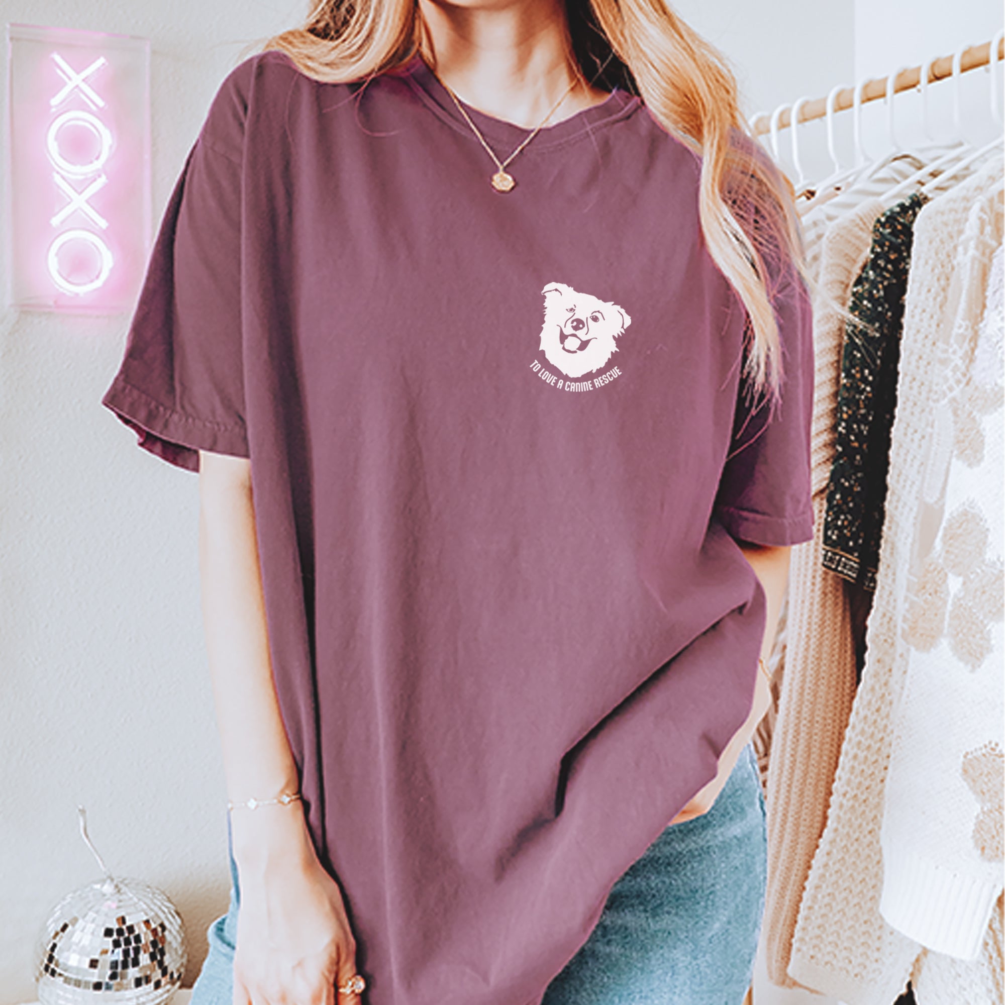 TLC Chelsea's Barking Back Vintage Soft Unisex T-shirt 