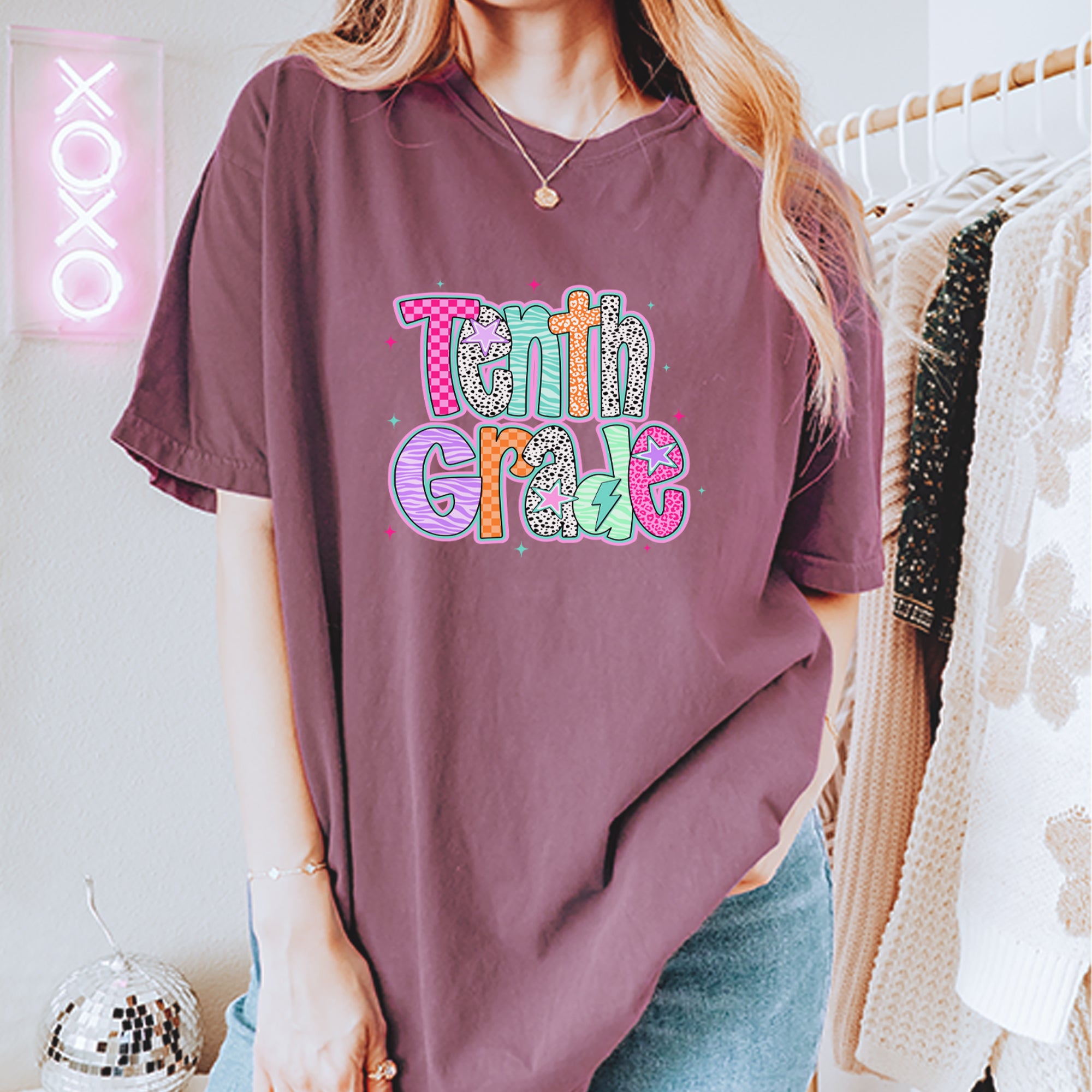 Tenth Grade Trendsetter Colorful Back to School Vintage Soft Unisex T-shirt 