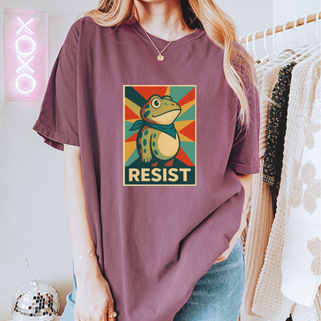 Resist Portland Protest Frog Vintage Soft Unisex T-shirt 