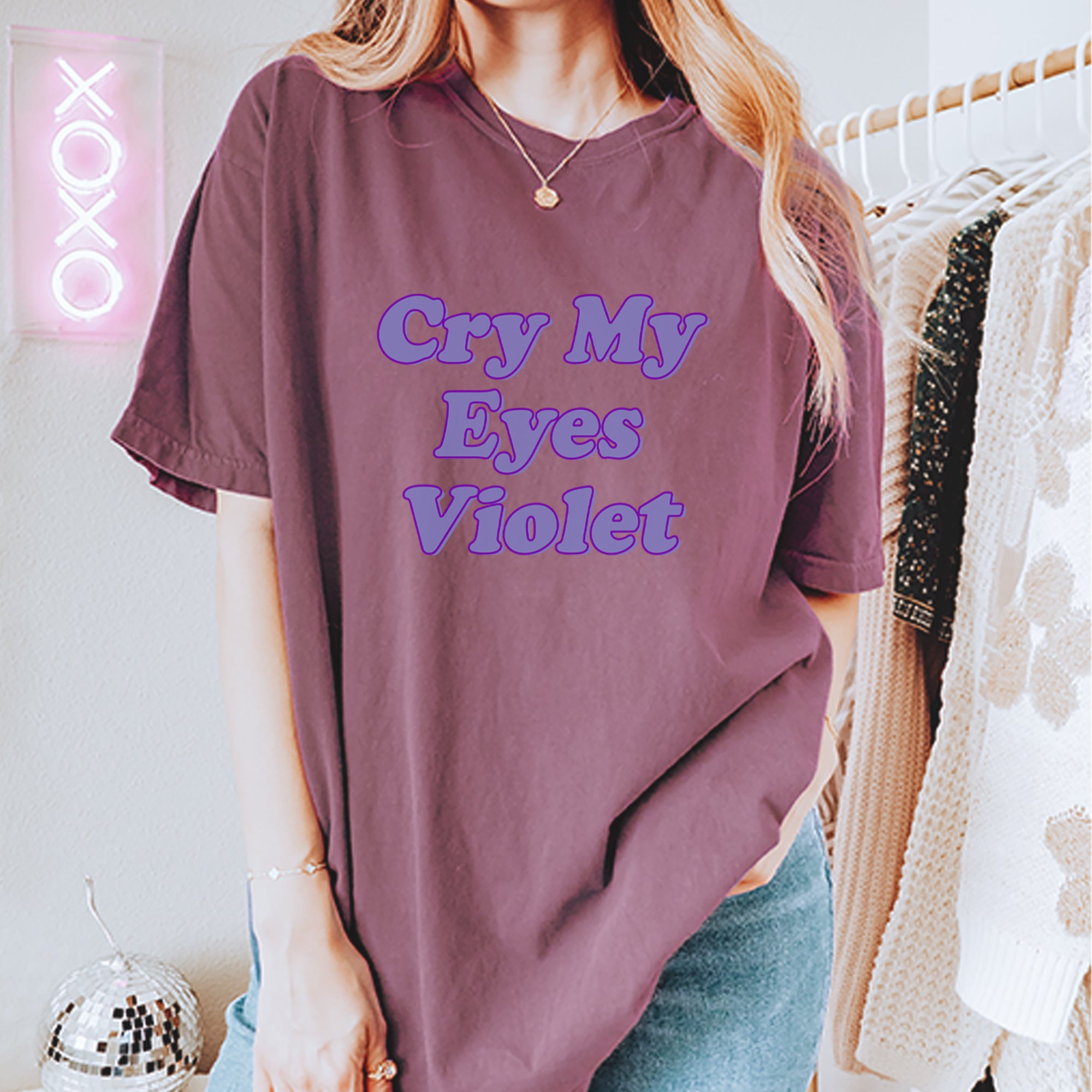 Cry My Eyes Violet Drama Queen Vintage Soft Unisex T-shirt 