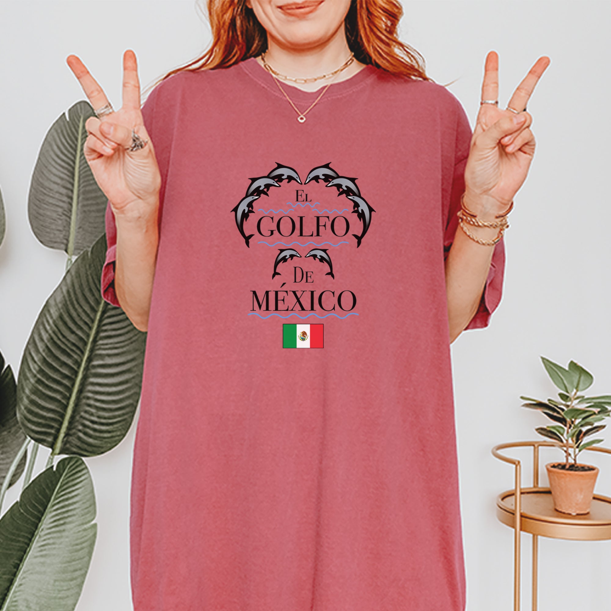 El Golfo De Mexico Dancing Dolphins Vintage Soft Unisex T-shirt 