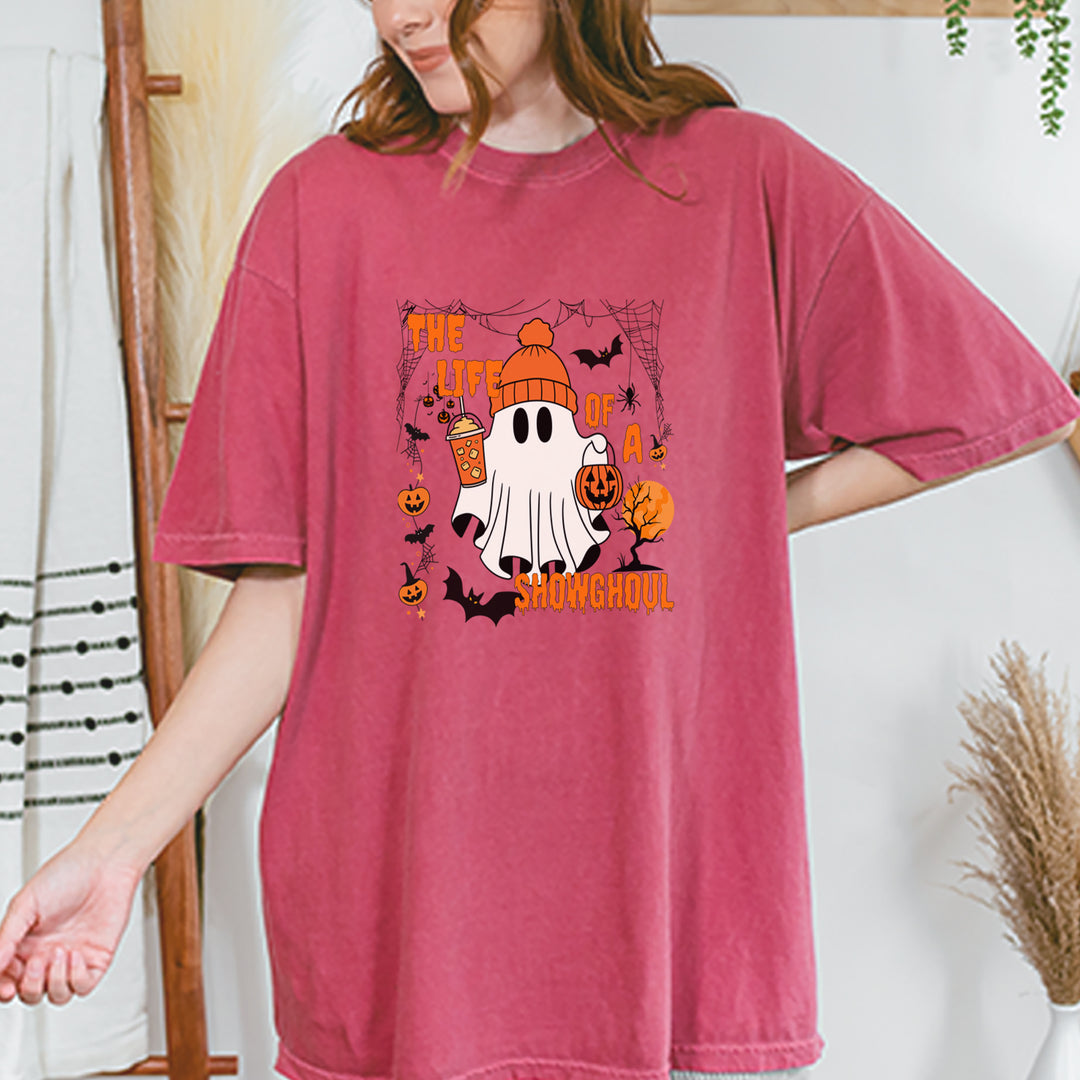 Life of a Showghoul Halloween Showgirl Vibes Vintage Soft Unisex T-shirt 