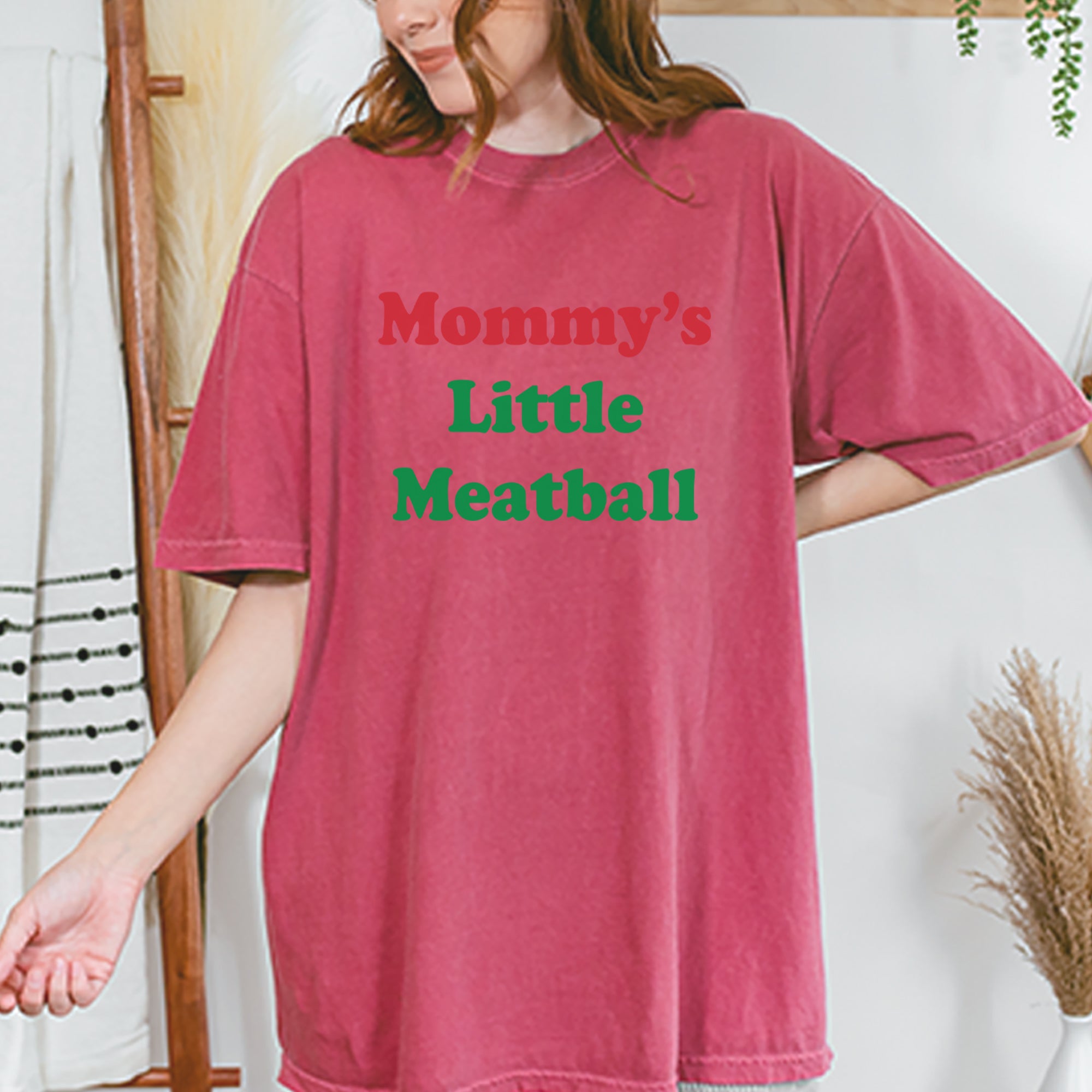 Mommy's Little Meatball Love Island Vintage Soft Unisex T-shirt 