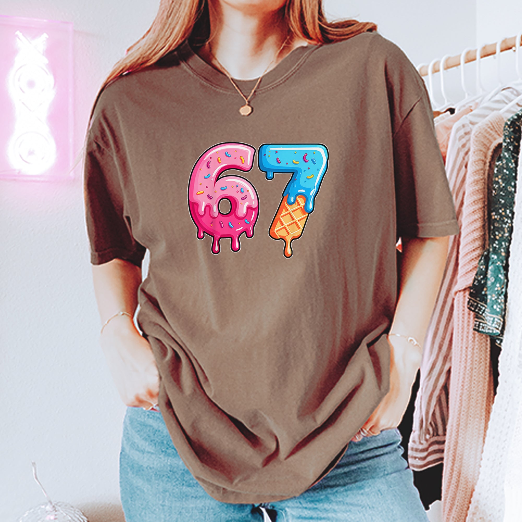 67 Dripping Ice Cream Donut Melt Vintage Soft Unisex T-shirt 