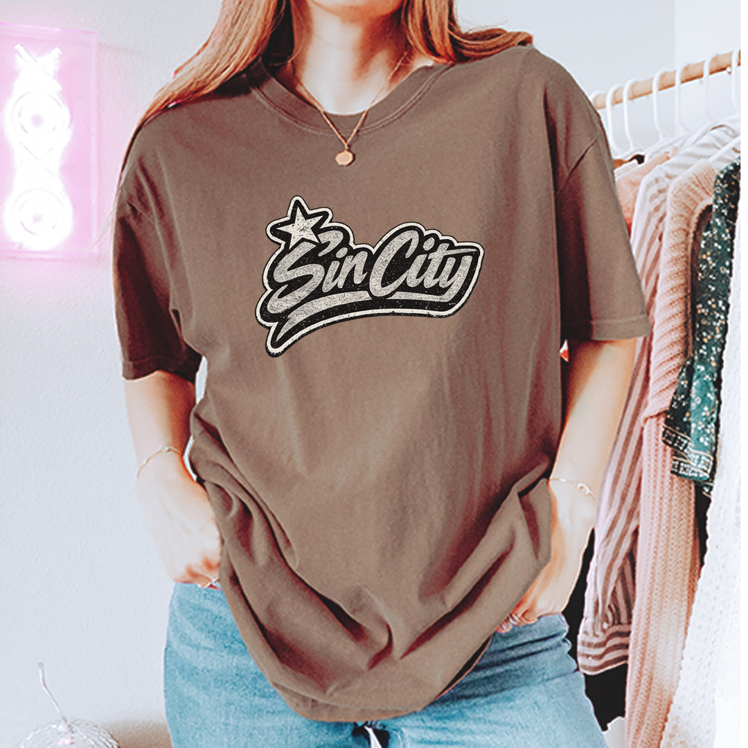Sin City Vegas Retro Vintage Vintage Soft Unisex T-shirt 