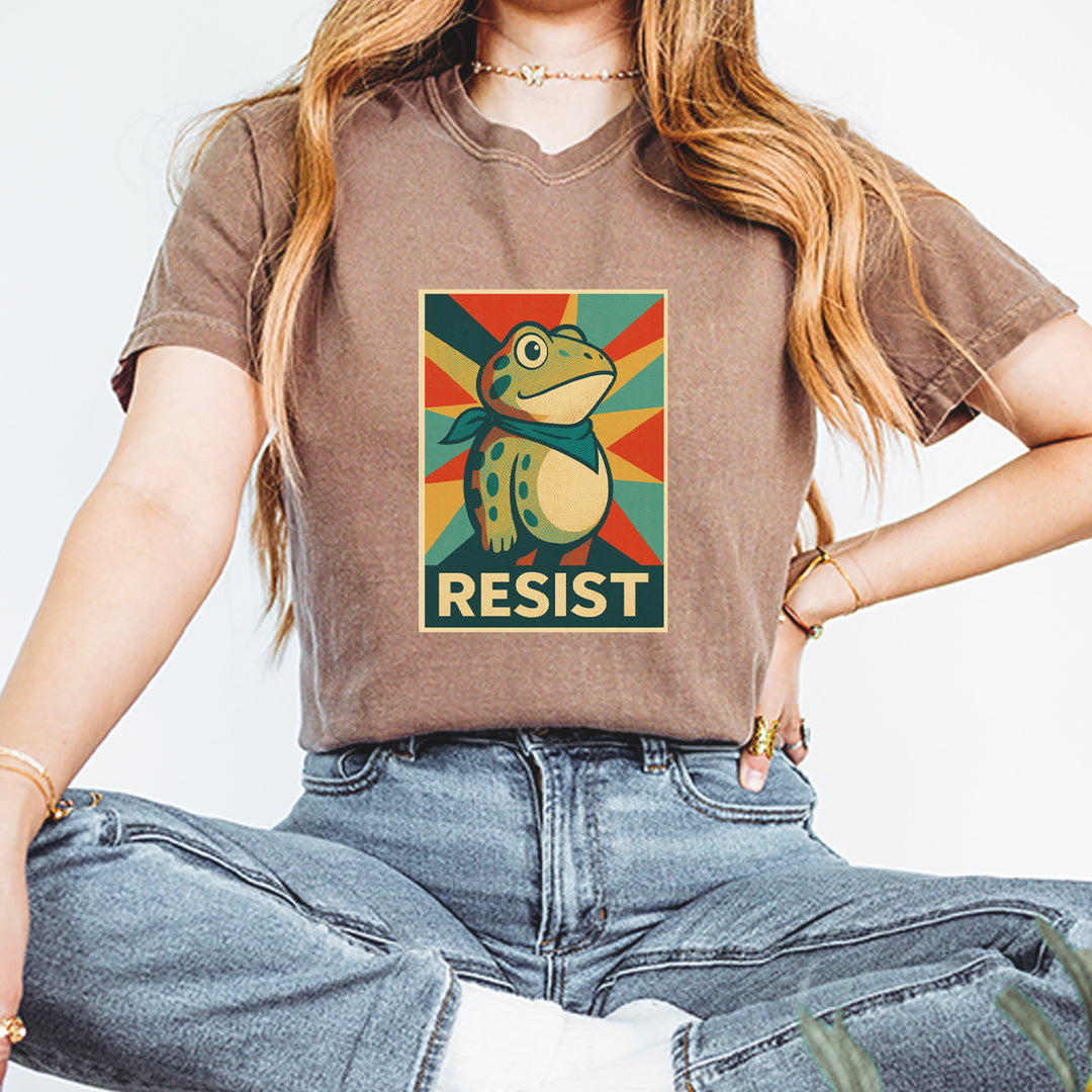 Resist Portland Protest Frog Vintage Soft Unisex T-shirt 