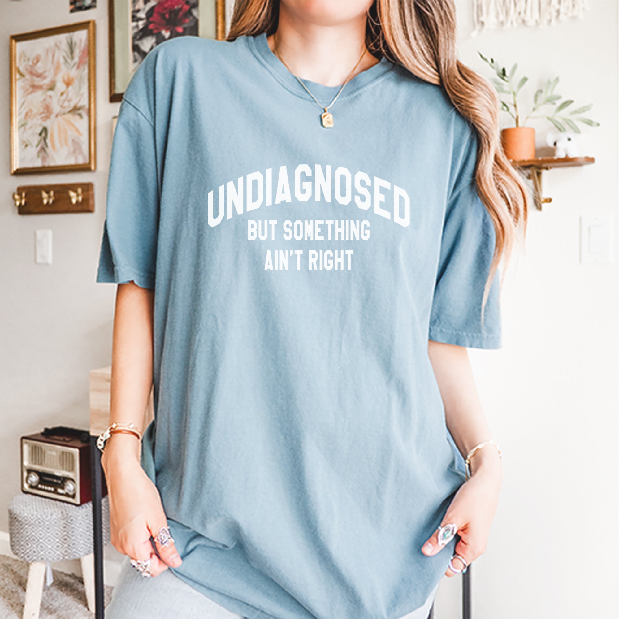 Undiagnosed But Something Ain't Right Vintage Soft Unisex T-shirt 