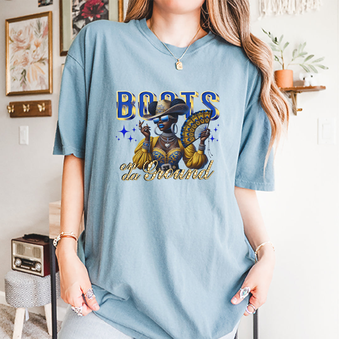 Boots On Da Ground Folding Fan Vintage Soft Unisex T-shirt 