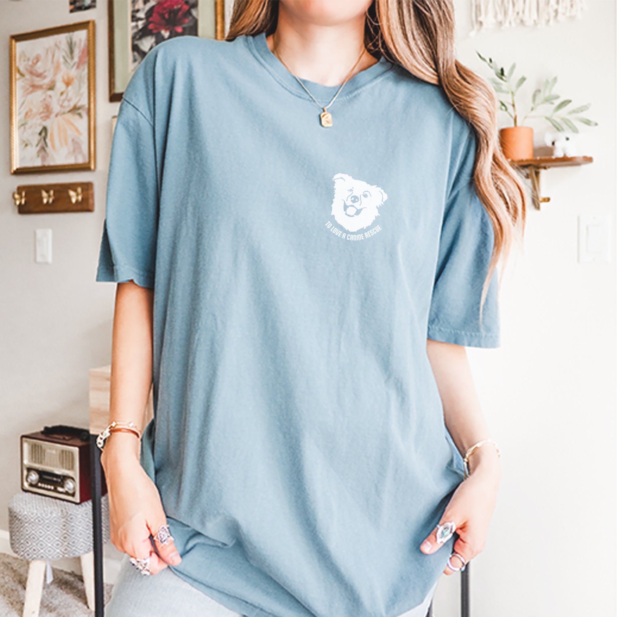 TLC Chelsea's Barking Back Vintage Soft Unisex T-shirt 