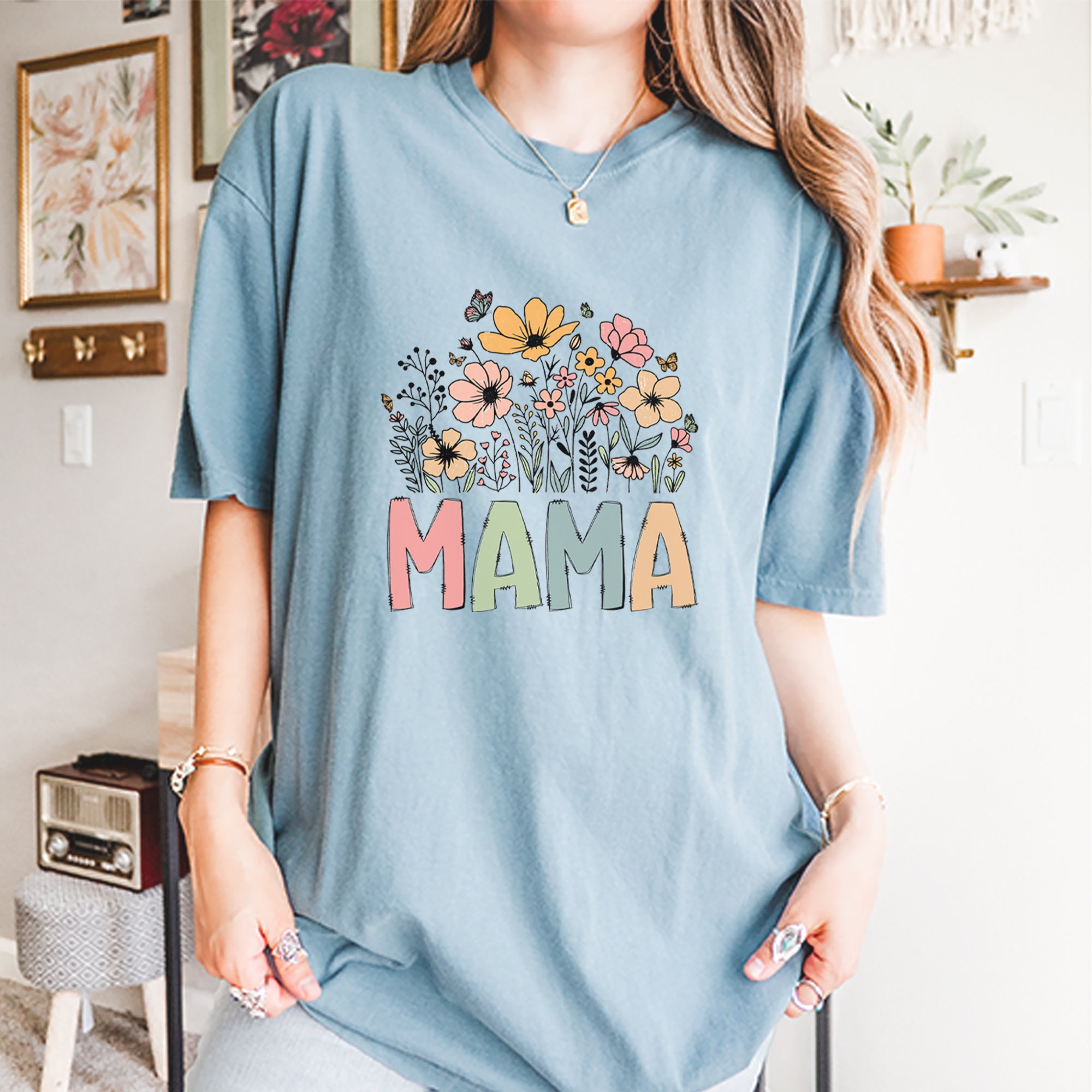 Mama Wildflower Retro Flower Vintage Soft Unisex T-shirt 