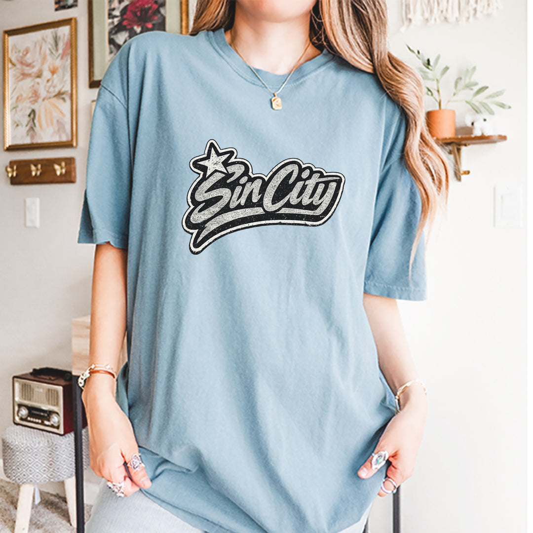 Sin City Vegas Retro Vintage Vintage Soft Unisex T-shirt 