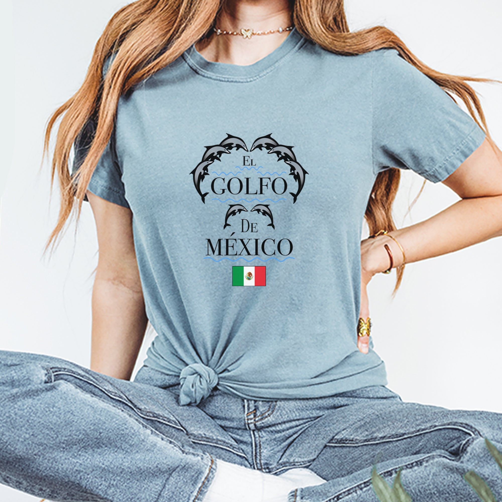 El Golfo De Mexico Dancing Dolphins Vintage Soft Unisex T-shirt 