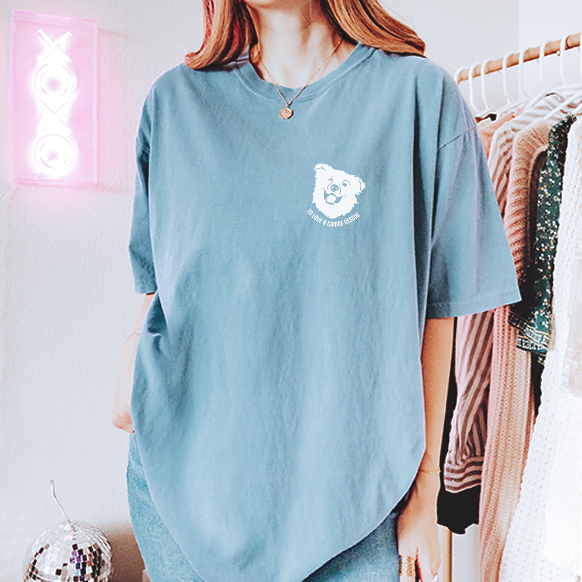 TLC Chelsea's Barking Back Vintage Soft Unisex T-shirt 