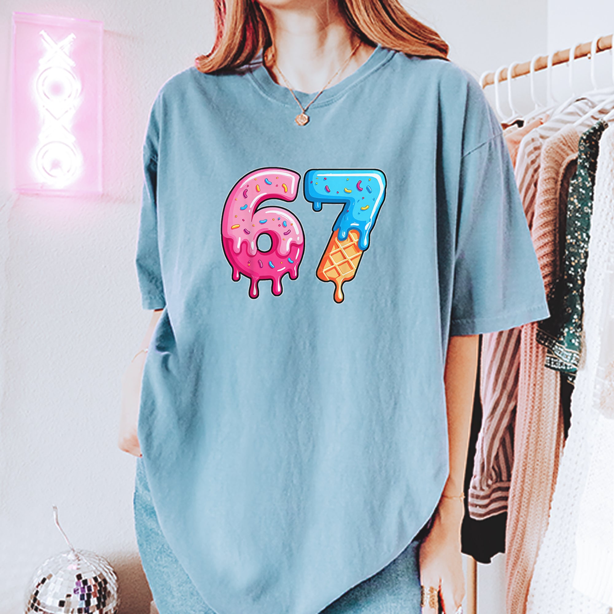 67 Dripping Ice Cream Donut Melt Vintage Soft Unisex T-shirt 