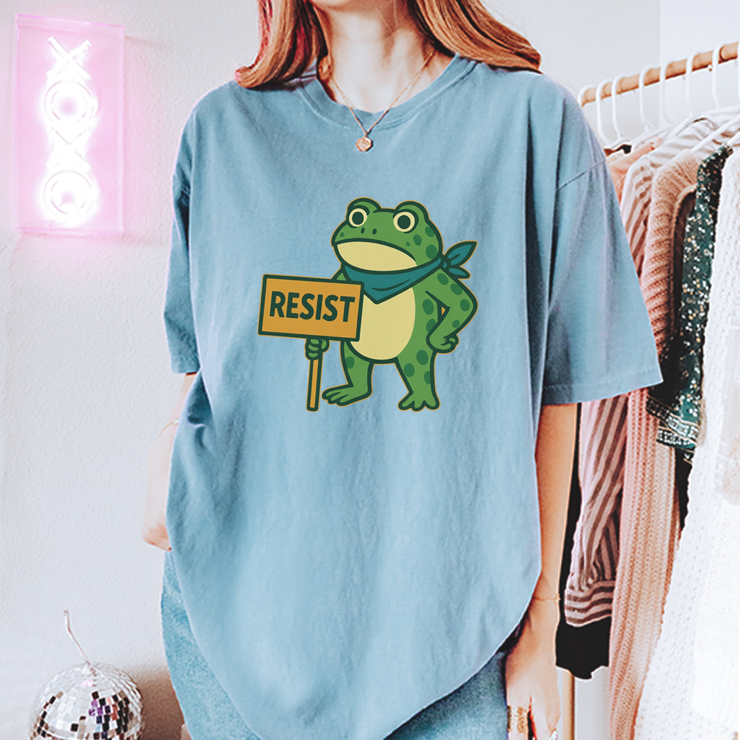 Sign Resist Meme Frog Protest Vintage Soft Unisex T-shirt 