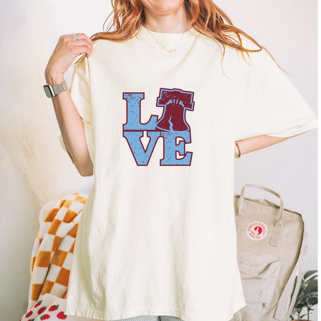 Love Philly Liberty Bell Vintage Soft Unisex T-shirt 