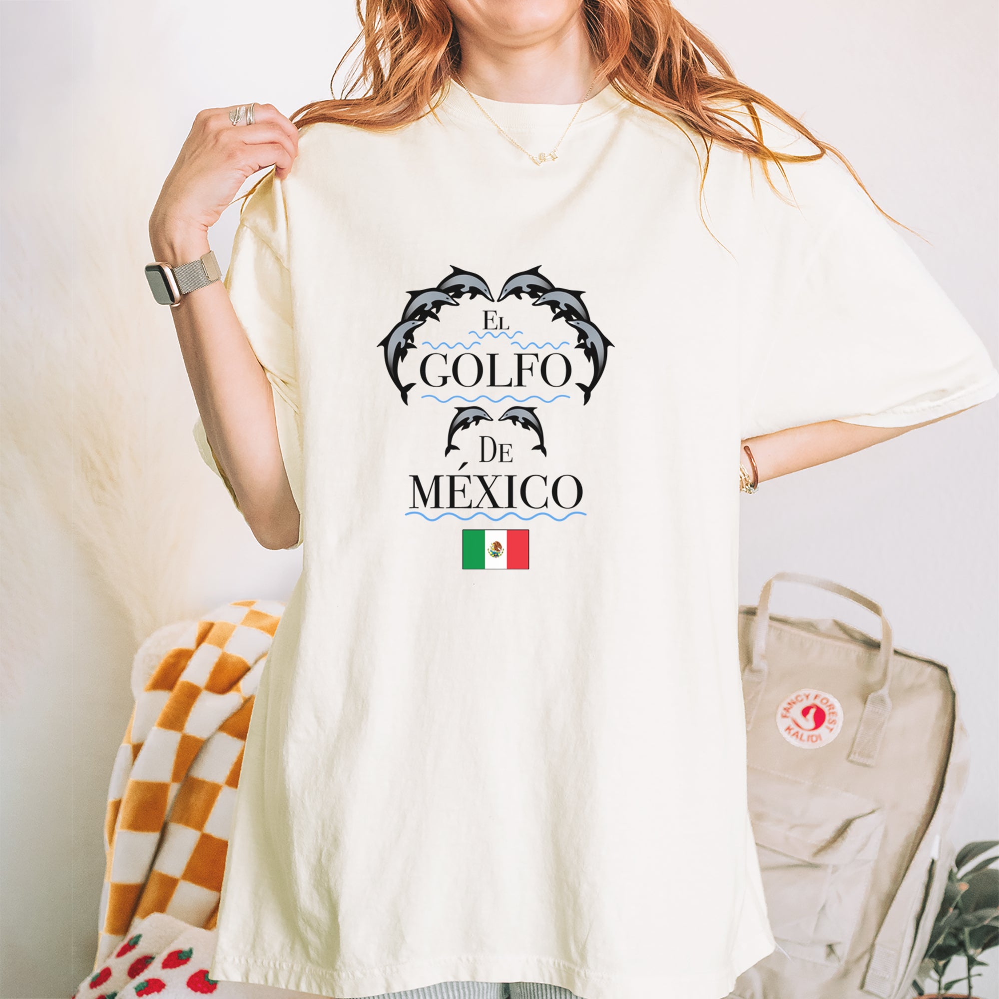 El Golfo De Mexico Dancing Dolphins Vintage Soft Unisex T-shirt 