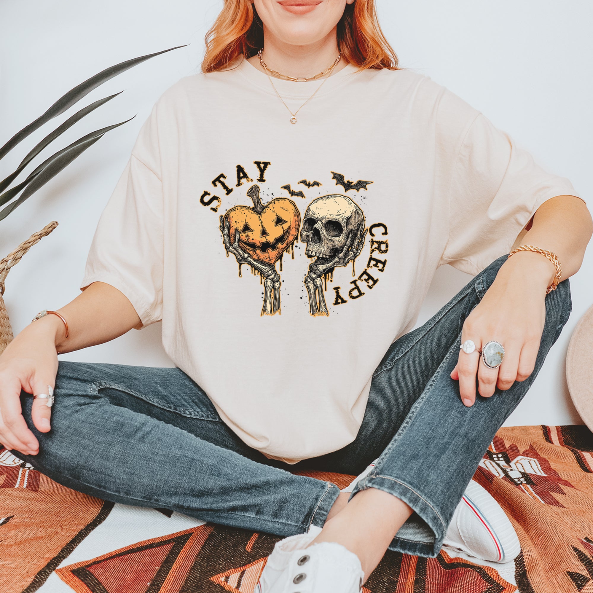 Stay Creepy Skull and Pumpkin Halloween Vintage Soft Unisex T-shirt 