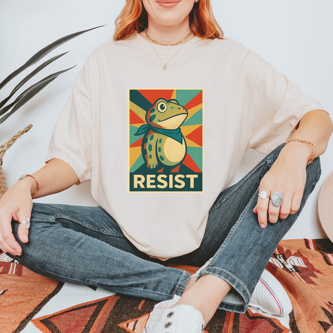Resist Portland Protest Frog Vintage Soft Unisex T-shirt 