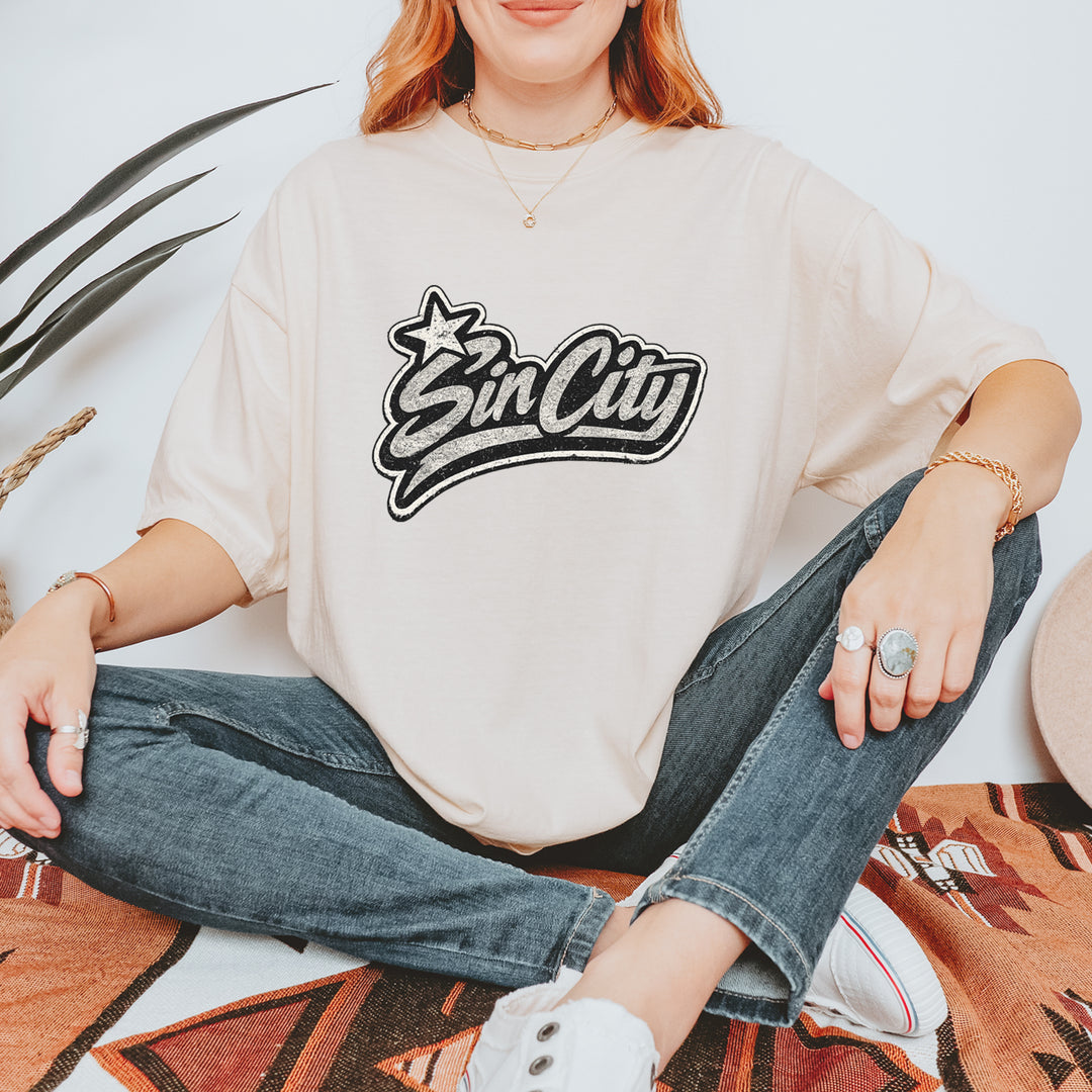 Sin City Vegas Retro Vintage Vintage Soft Unisex T-shirt 