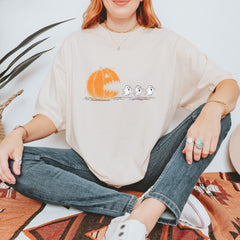 Pumpkin Pacman Chasing Ghosts Halloween Vintage Soft Unisex T-shirt 
