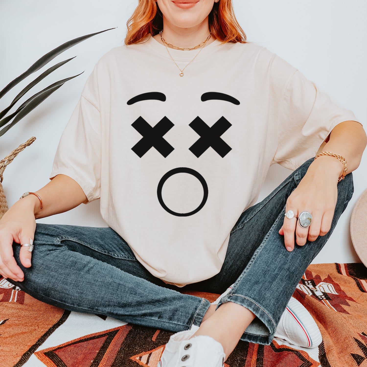 Emoticon XX Eyes Smile Face Vintage Soft Unisex T-shirt