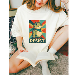 Resist Portland Protest Frog Vintage Soft Unisex T-shirt 