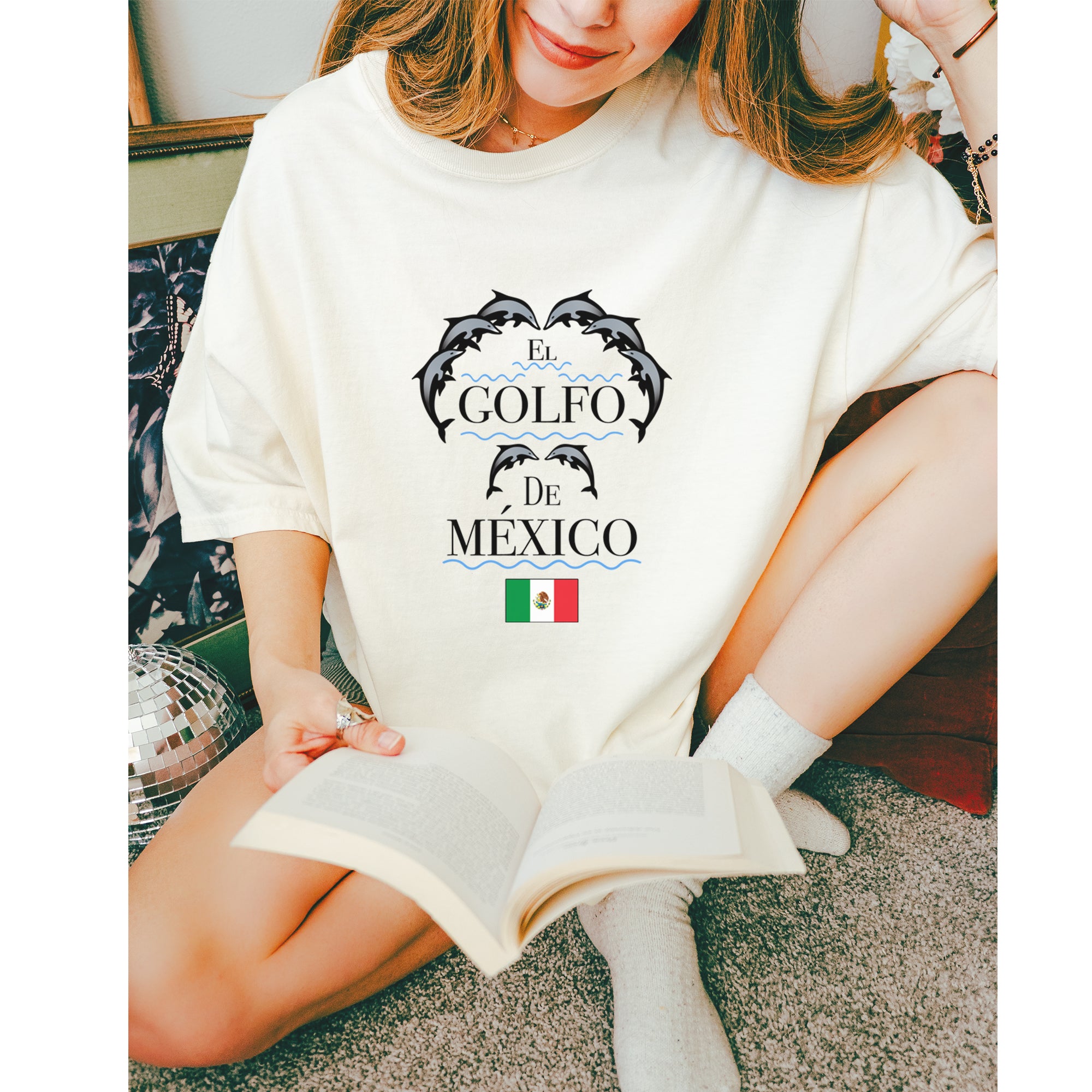 El Golfo De Mexico Dancing Dolphins Vintage Soft Unisex T-shirt 