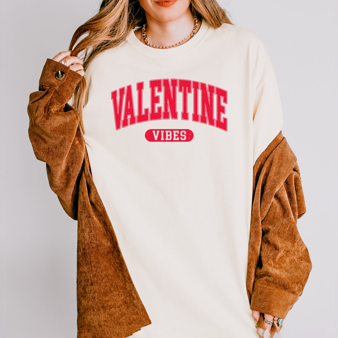 Valentines Vibes Vintage Soft Unisex T-shirt 