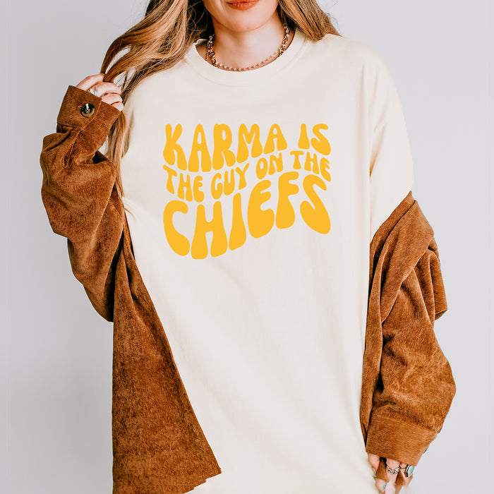 Karma Is The Guy On The Chiefs Boyfriend Vintage Soft Unisex T-shirt